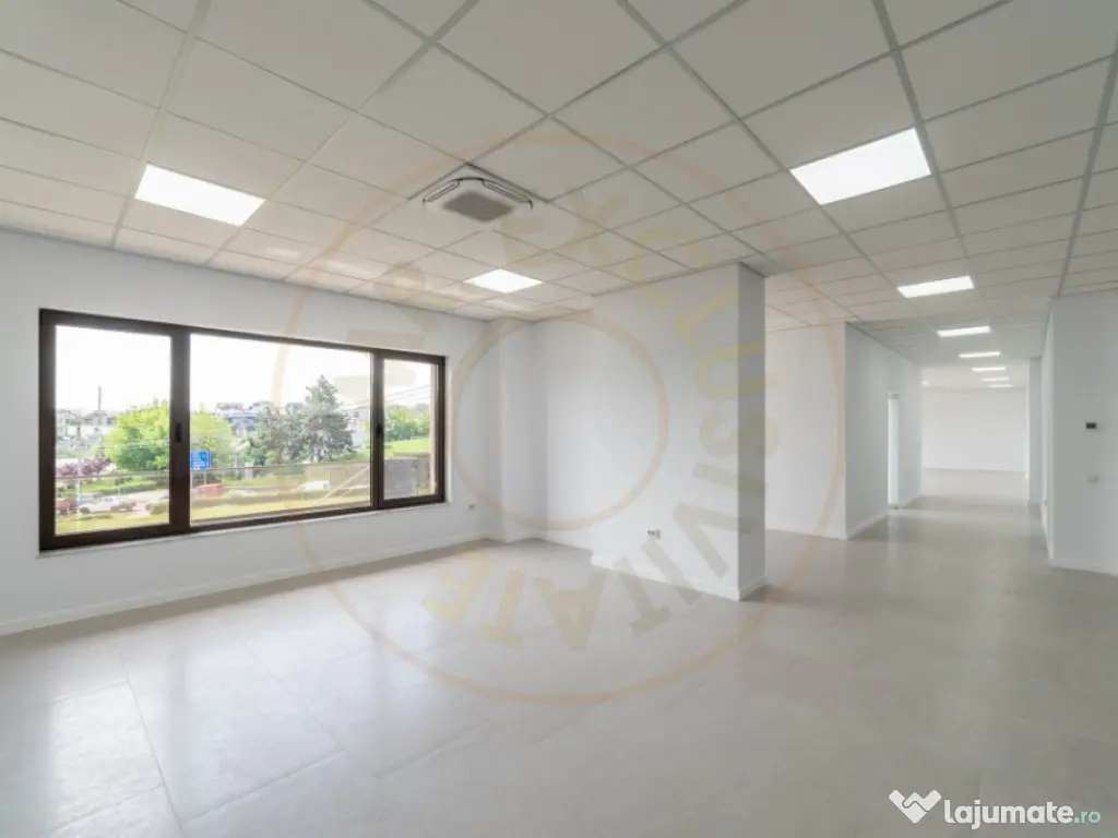 Spațiu comercial generos – 160 mp – poziție premium pe 