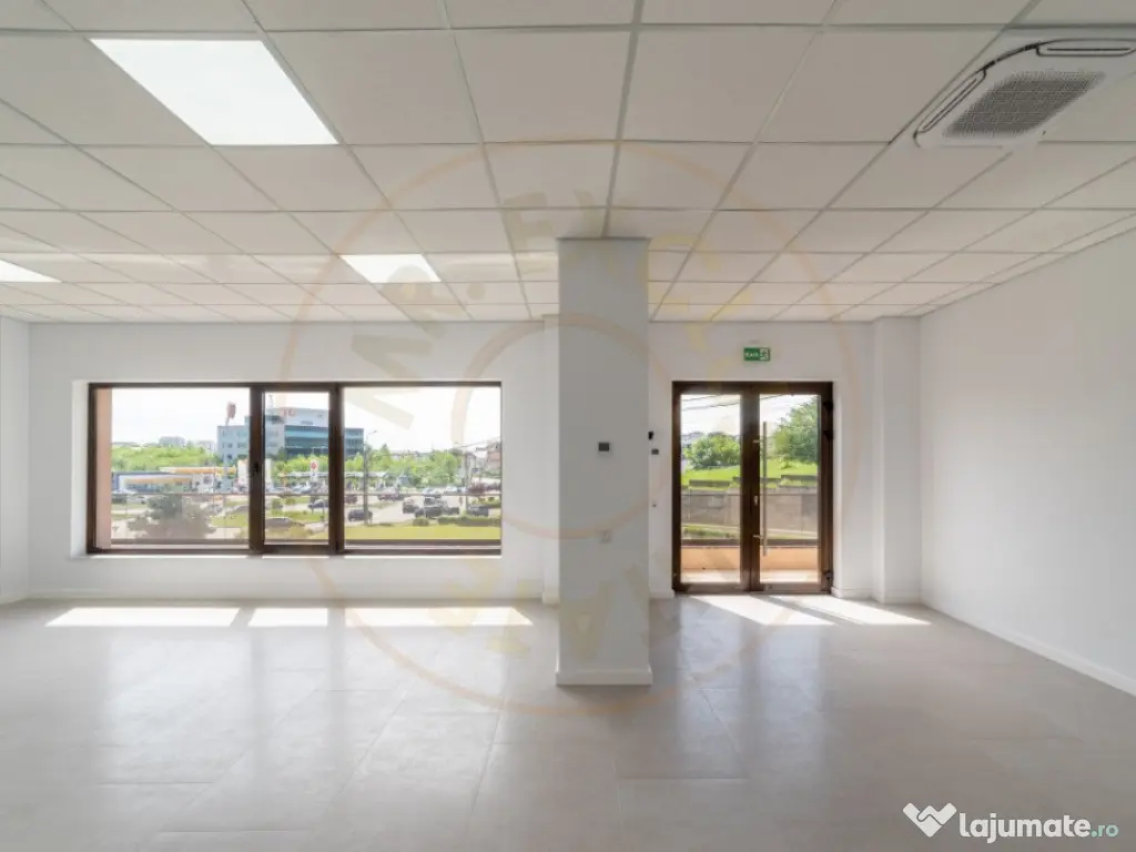 Spațiu comercial generos – 160 mp – poziție premium pe 