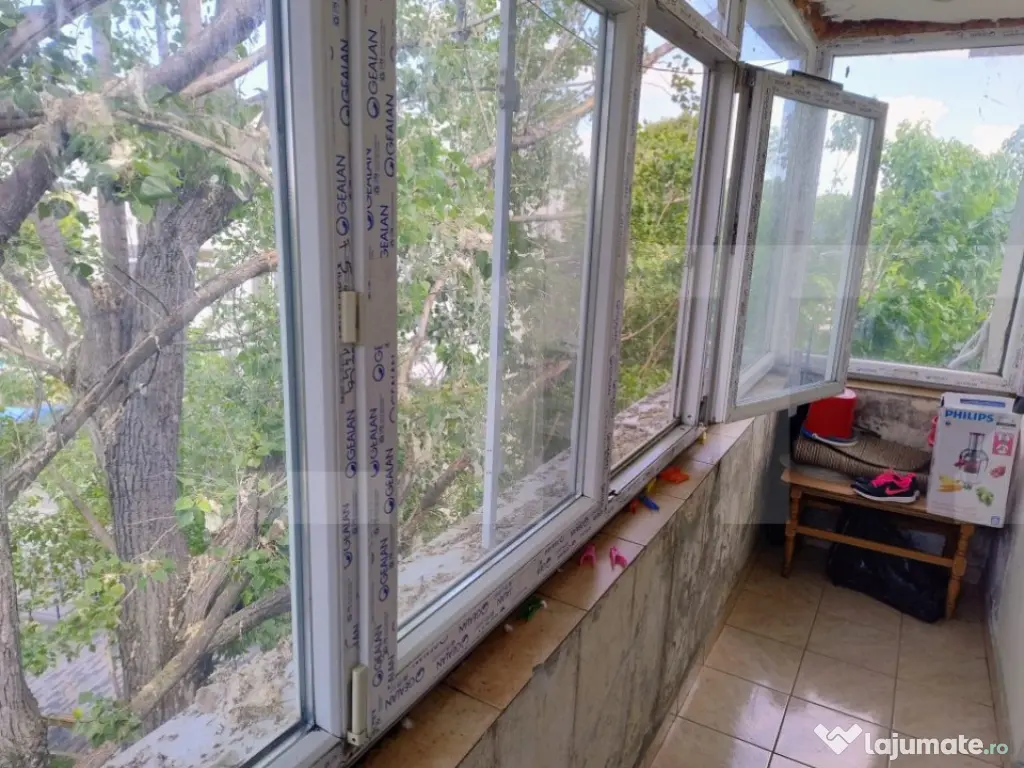 Apartament de vanzare, cu 4 camere, 92 mp, Doamna Ghica