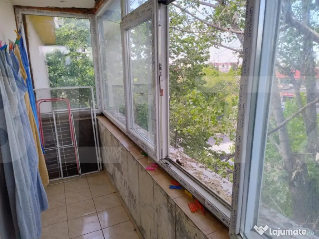 Apartament de vanzare, cu 4 camere, 92 mp, Doamna Ghica