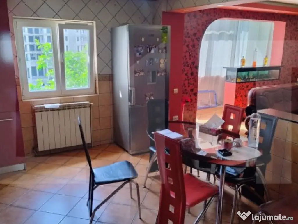 Apartament de vanzare, cu 4 camere, 92 mp, Doamna Ghica