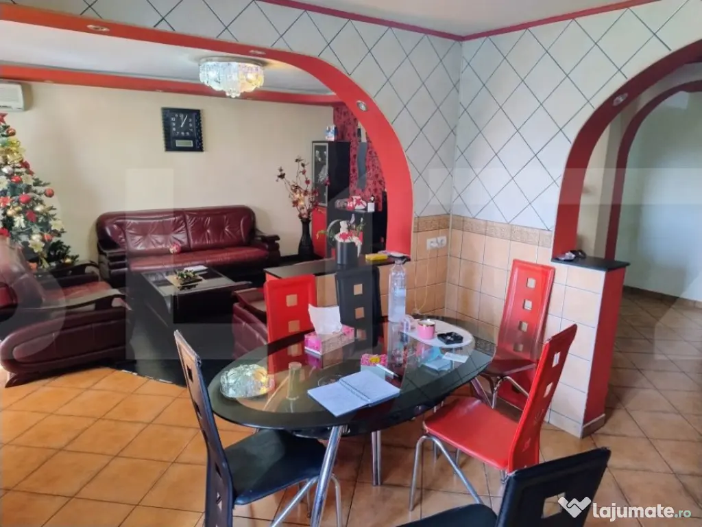 Apartament de vanzare, cu 4 camere, 92 mp, Doamna Ghica