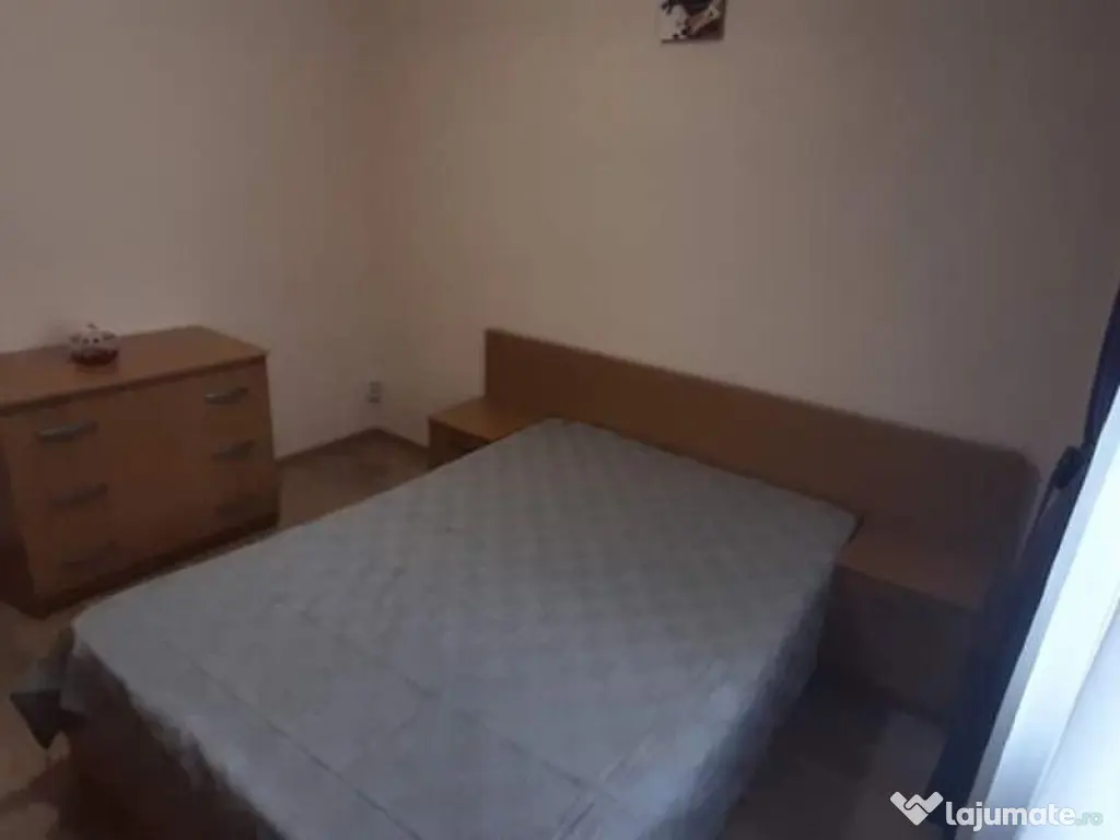 Apartament 3 camere Nerva Traian