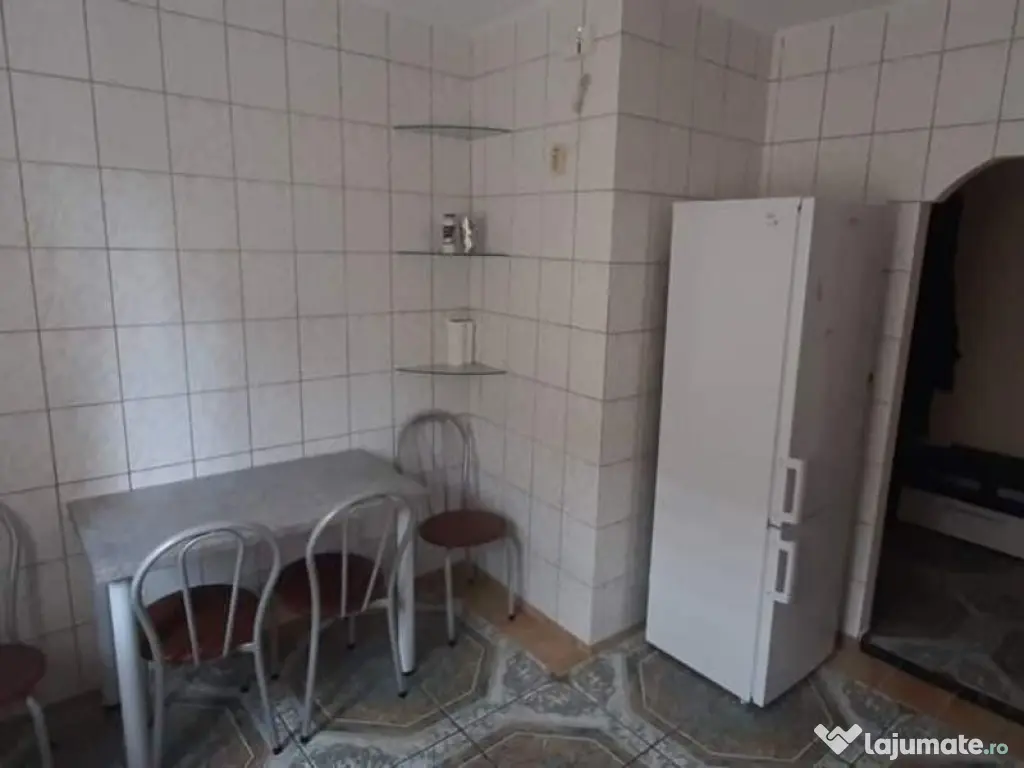 Apartament 3 camere Nerva Traian