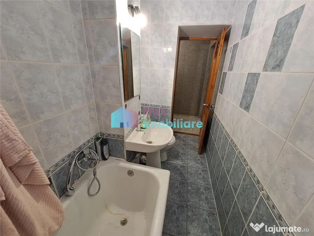 Apartament cu 3 camere semimobilat etaj 3 George Enescu 