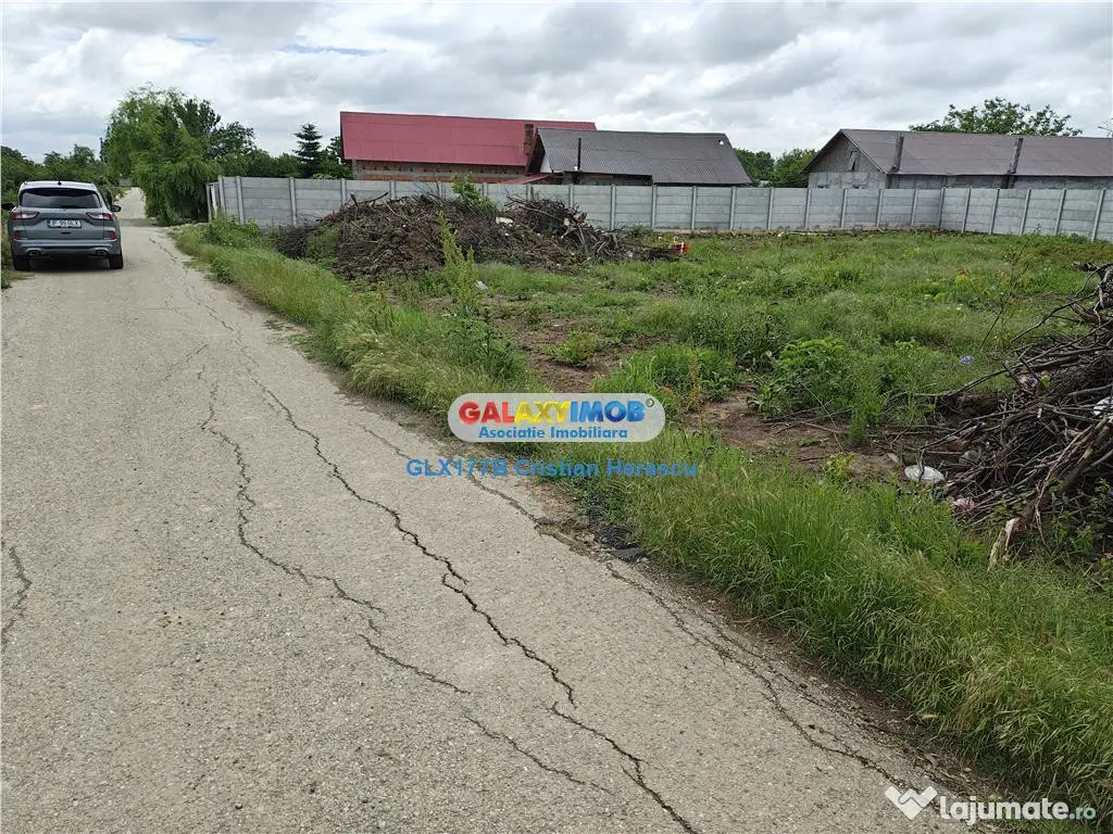 Lot 400 mp utilitati strada asfaltata 50 euro/mp 