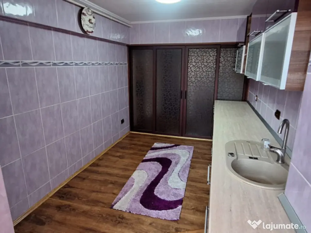 Apartament 3 camere Vidin, suprafata 75mp, etaj 2