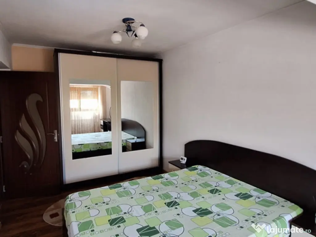 Apartament 3 camere Vidin, suprafata 75mp, etaj 2