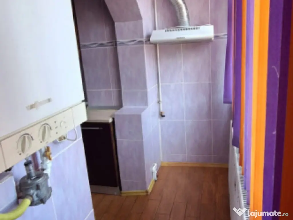 Apartament 3 camere Vidin, suprafata 75mp, etaj 2