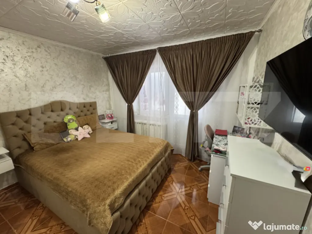 Apartament de vanzare, cu 2 camere, 51 mp, zona Trenul Pierd