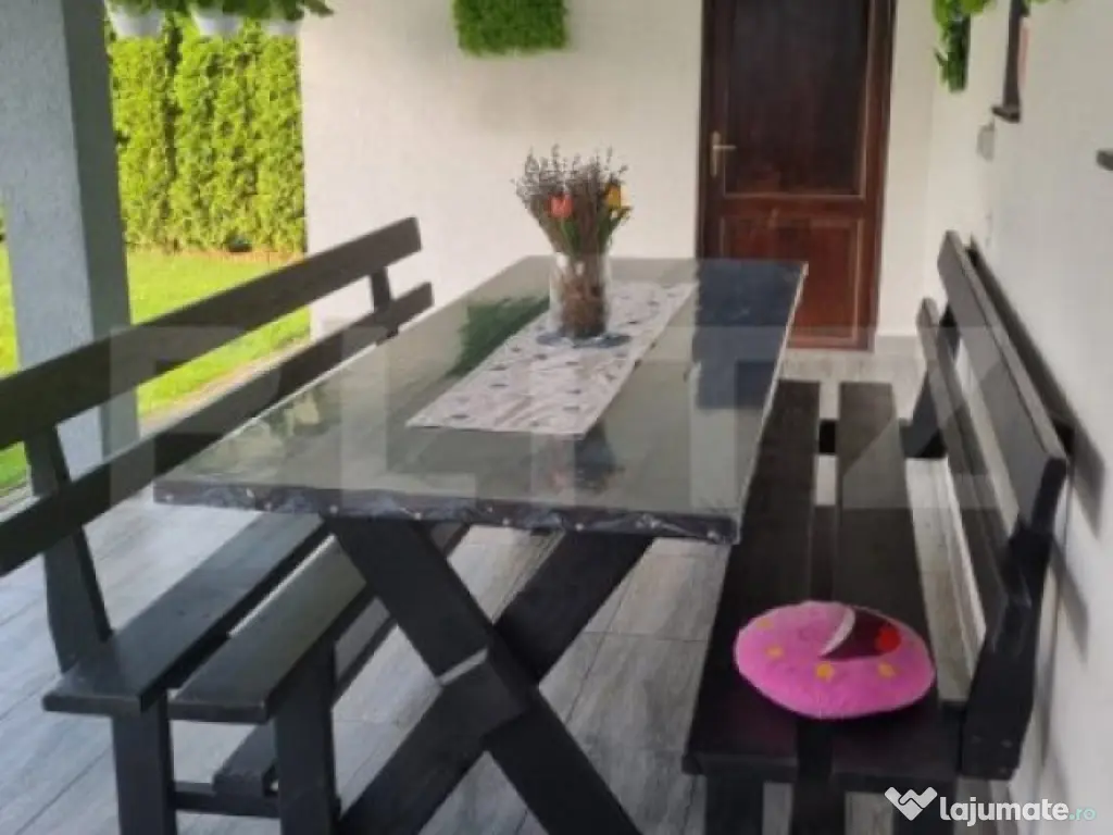 Casa moderna de vanzare in Vetis, 120 mp