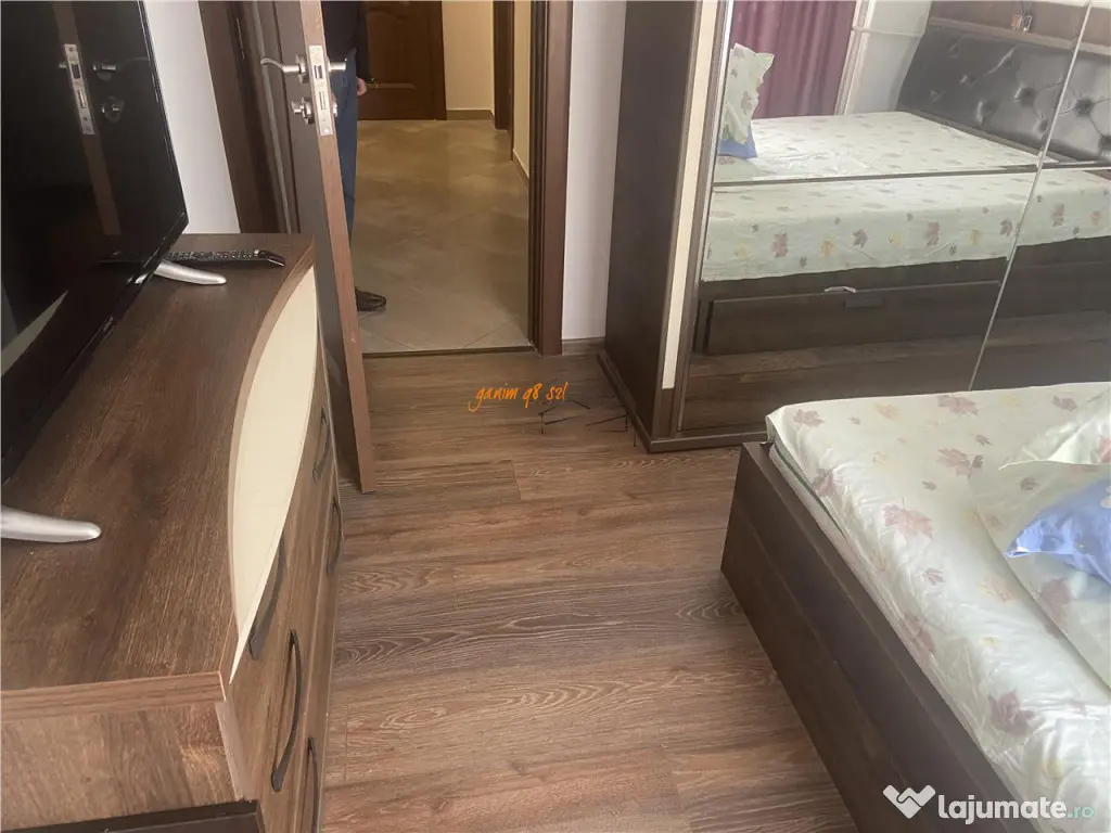 Apartament 3 camere , zona Scoala nr 10 - b-dul Unirii, deco 