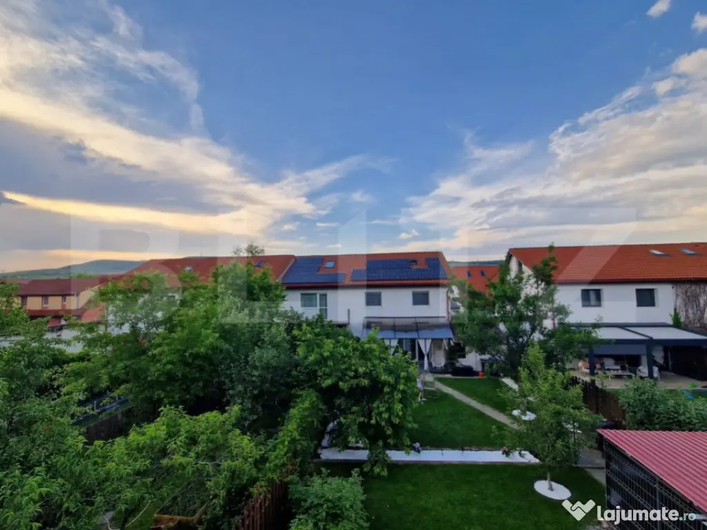 Apartament modern, cu 3 camere, 2 bai, 85 mp, 2 parcări, zo