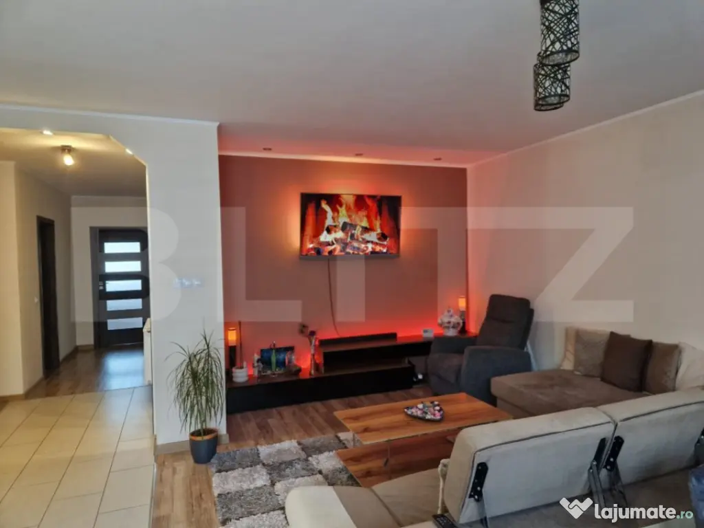 Apartament modern, cu 3 camere, 2 bai, 85 mp, 2 parcări, zo