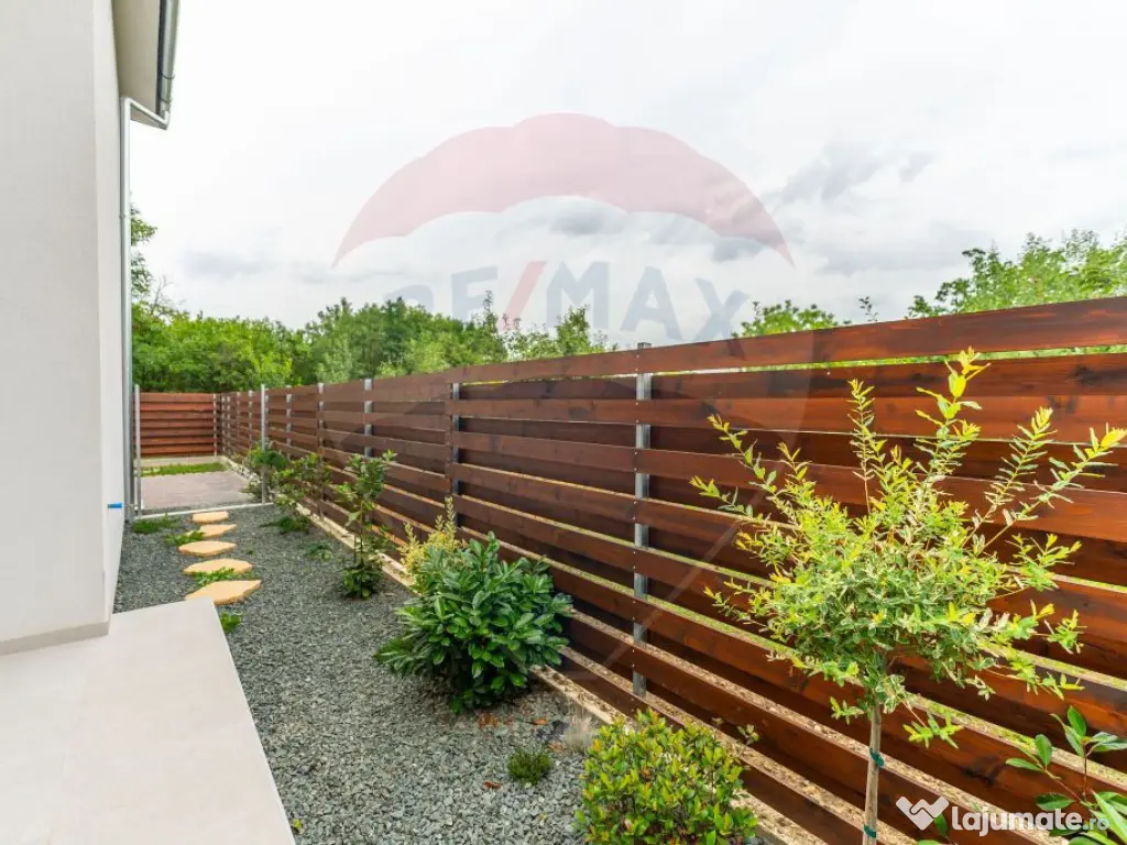 Apartament cu terasă și 2 parcări - Complex nou central 