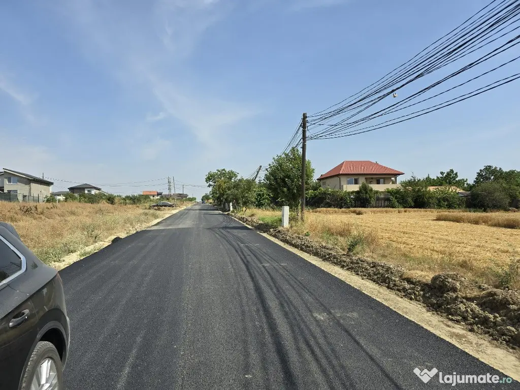 Vand teren in Lazu la strada Baritiu