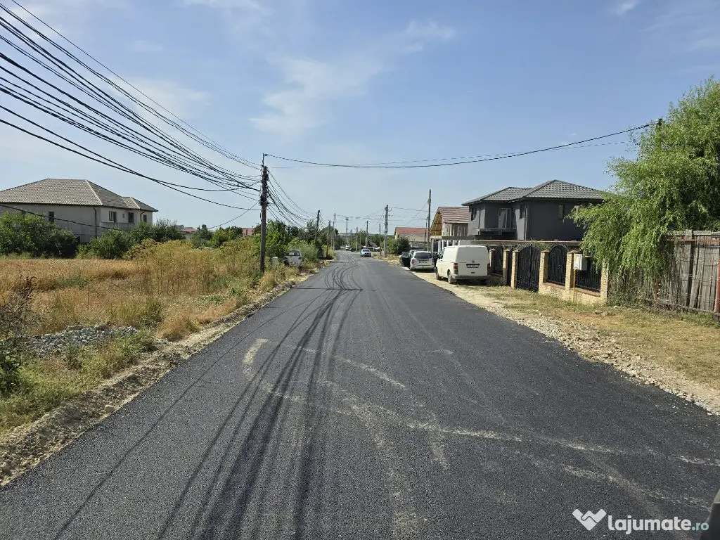 Vand teren in Lazu la strada Baritiu