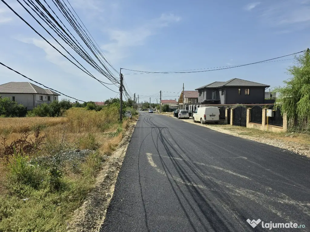 Vand teren in Lazu la strada Baritiu