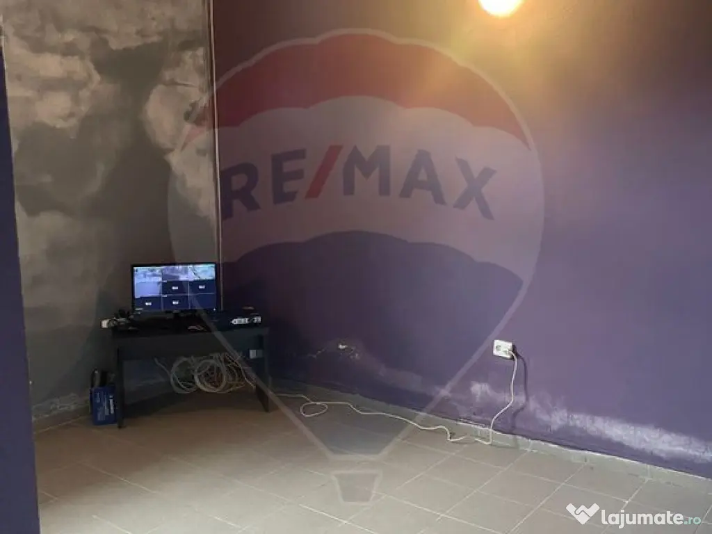 Spațiu comercial de 497mp de vânzare 