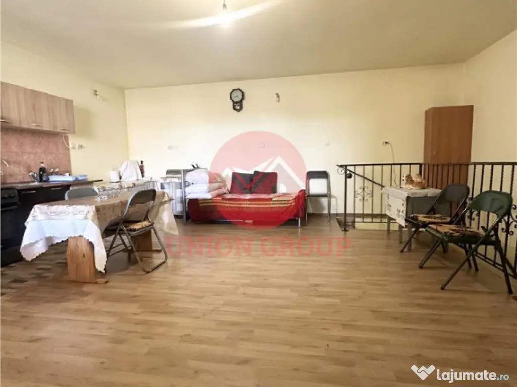 Casa S P 1E cu Teren de 854 mp, Pretabila pentru Doua Famili 