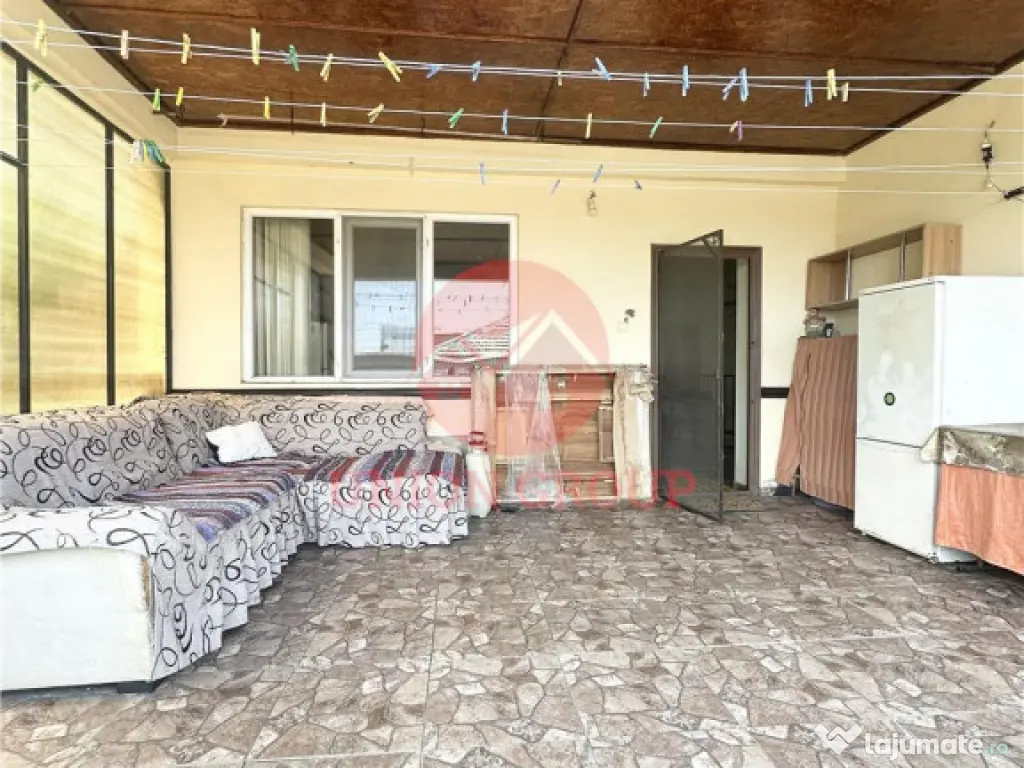 Casa S P 1E cu Teren de 854 mp, Pretabila pentru Doua Famili 