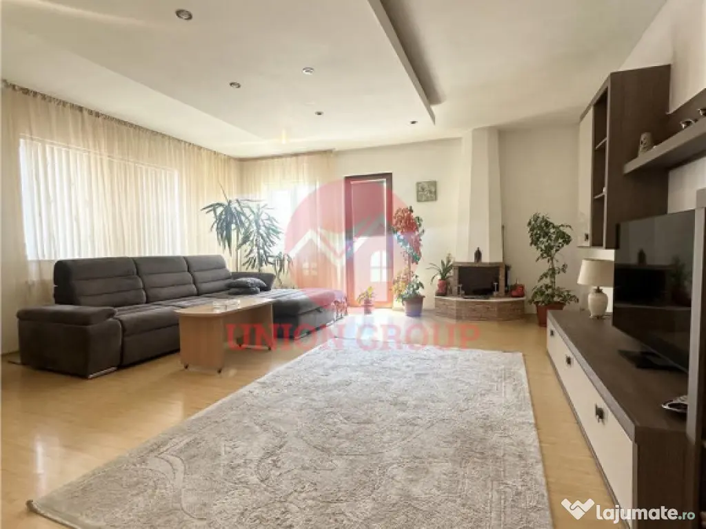 Casa S P 1E cu Teren de 854 mp, Pretabila pentru Doua Famili 