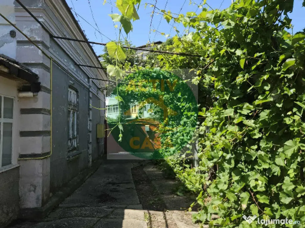 Casa de vanzare/ ideala start business