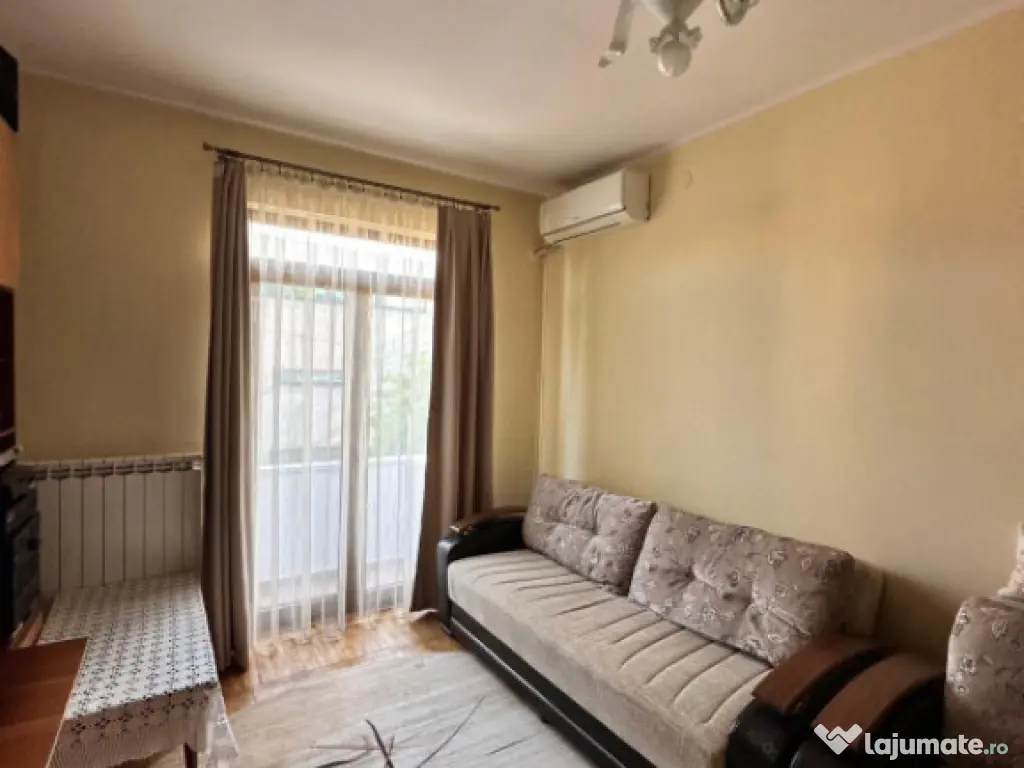 Apartament 3 camere zona Cazino-Comandament Constanța 