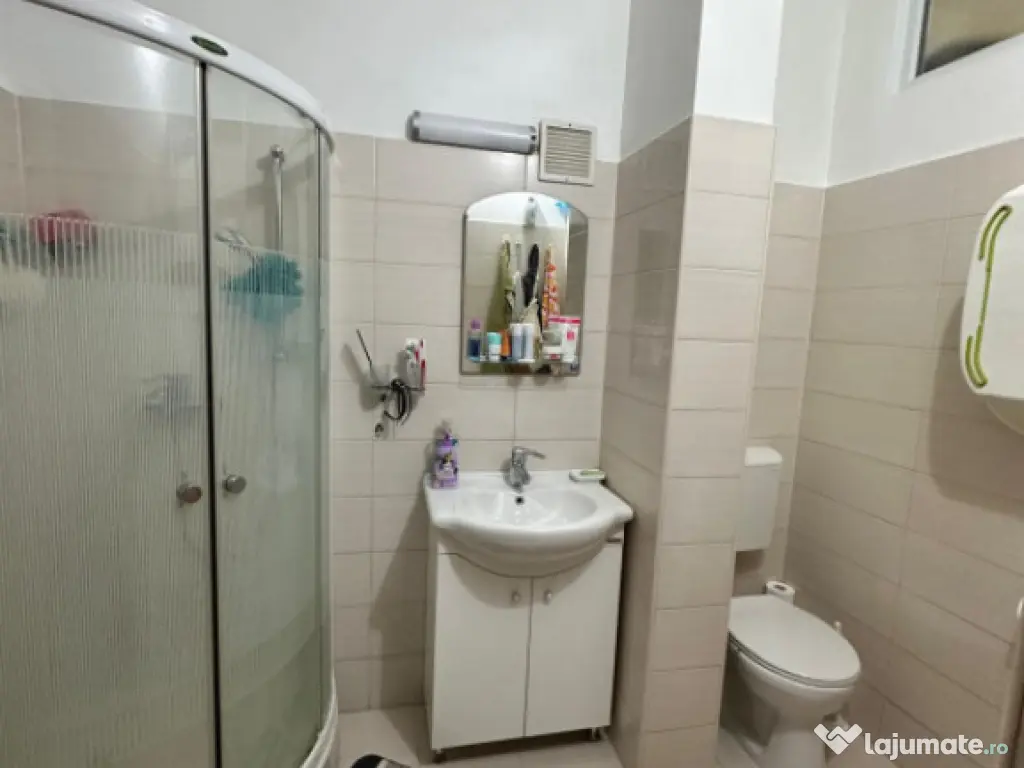 Apartament 3 camere zona Cazino-Comandament Constanța 