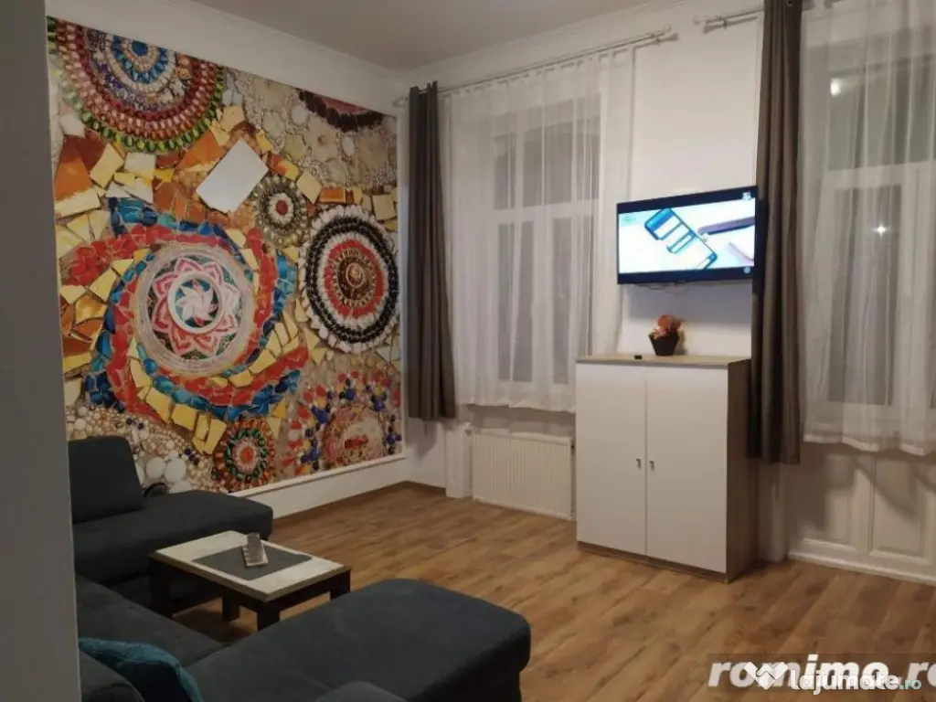 1 camera langa Facultatea de Medicina