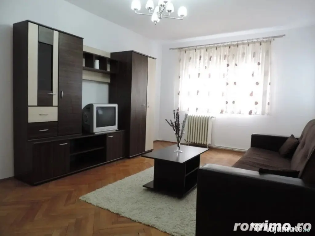 2 camere in zona Aradului