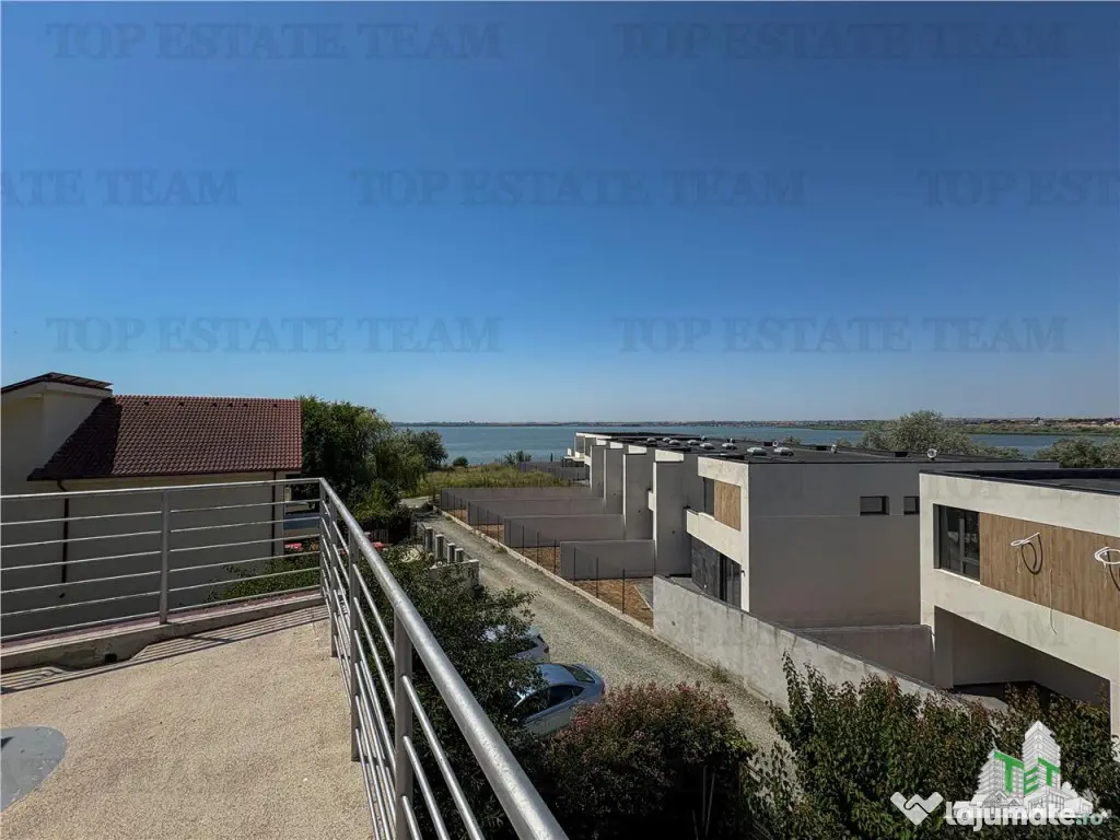 Vila P 2 cu vedere spectaculoasa la lacul Siutghiol, Mamaia-