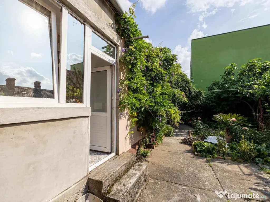 Locație excelentă: Spațiu comercial Reprezentanță sa... 