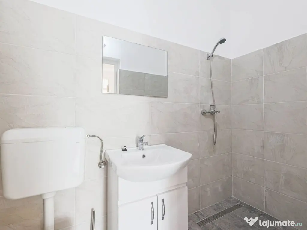 Locație excelentă: Spațiu comercial Reprezentanță sa... 