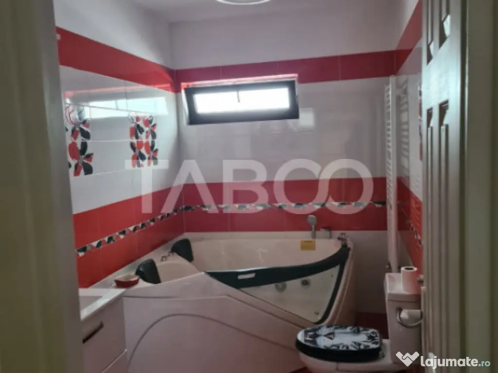 Casa la 5 minute de Fagaras Ultramoderna 300 mp utili la che 