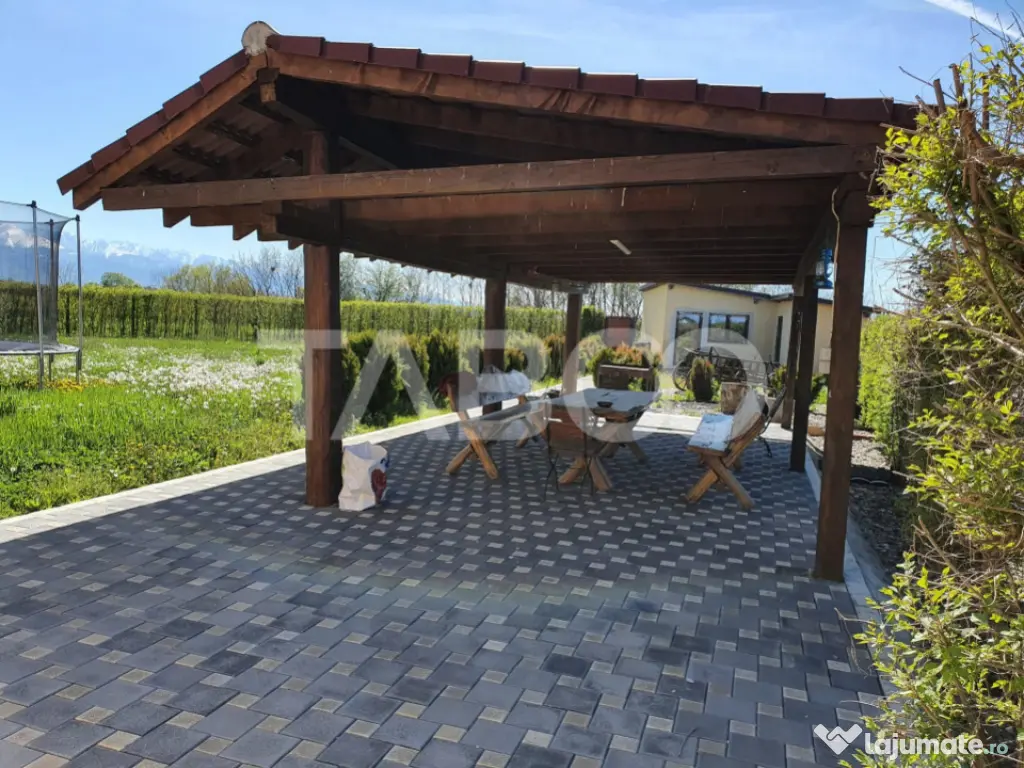 Casa la 5 minute de Fagaras Ultramoderna 300 mp utili la che 