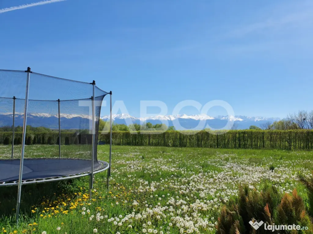 Casa la 5 minute de Fagaras Ultramoderna 300 mp utili la che 