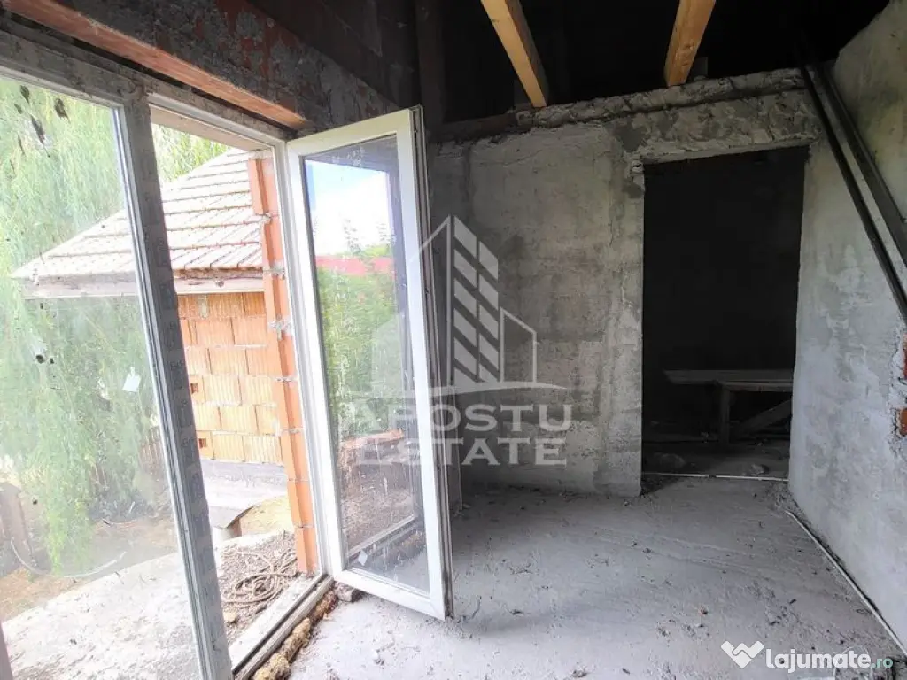Casa individuala cu 7 camere,si teren de 550 mp,Dudestii Noi 