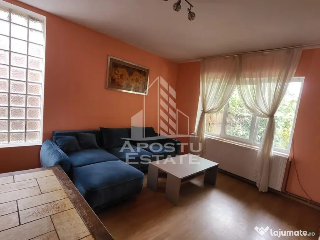 Casa individuala cu 7 camere,si teren de 550 mp,Dudestii Noi 