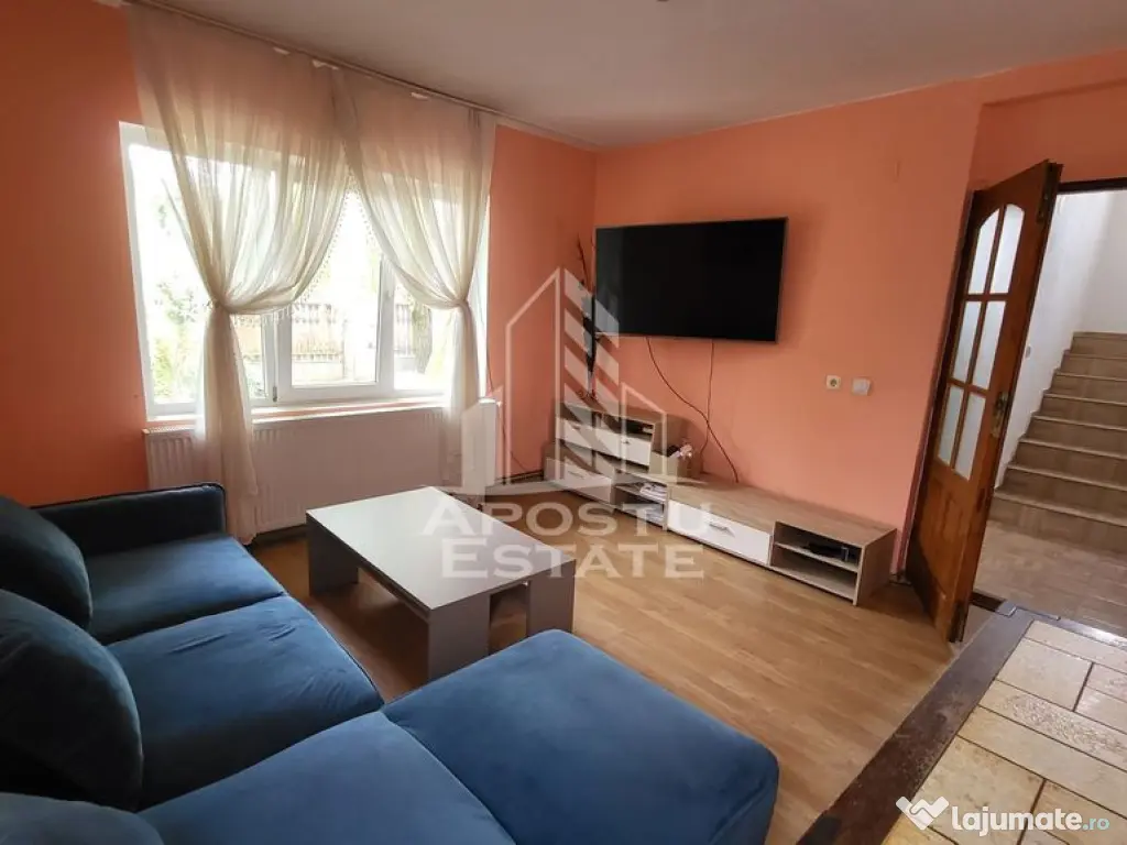 Casa individuala cu 7 camere,si teren de 550 mp,Dudestii Noi 