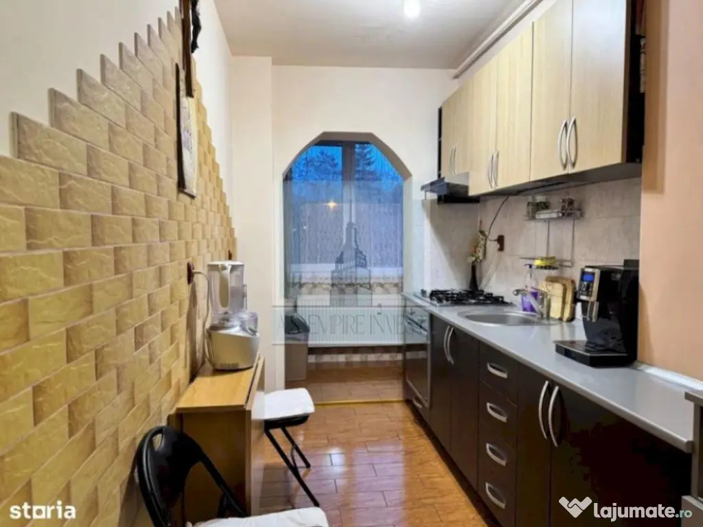 Ap 3 camere decomandat - zona Tractorul 