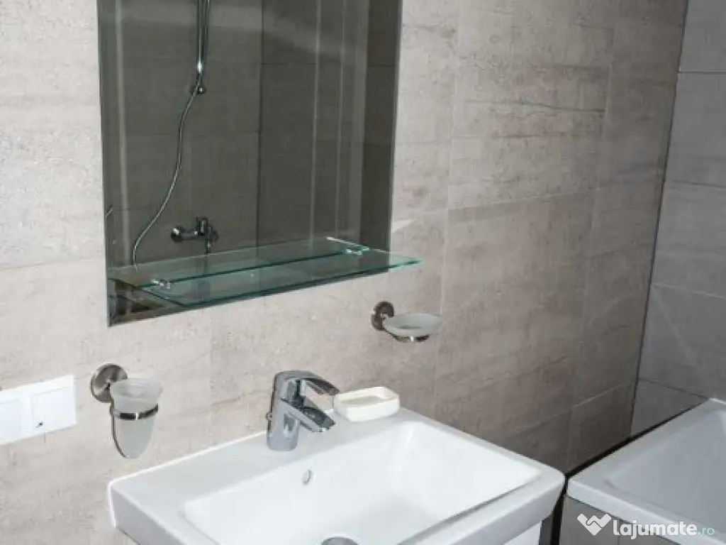 2 camere in zona Sagului