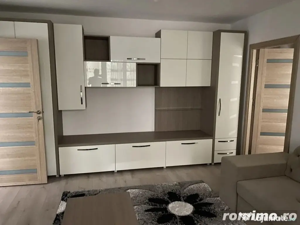 2 camere in zona Medicinei