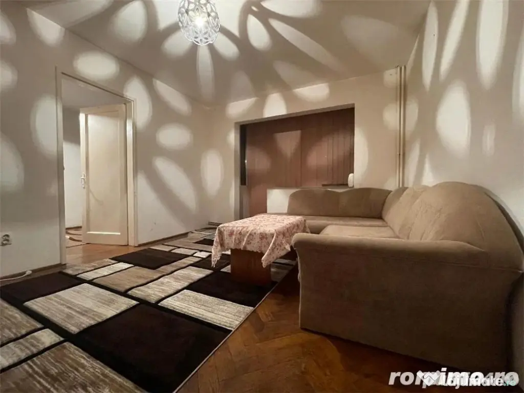 2 camere in zona Sagului