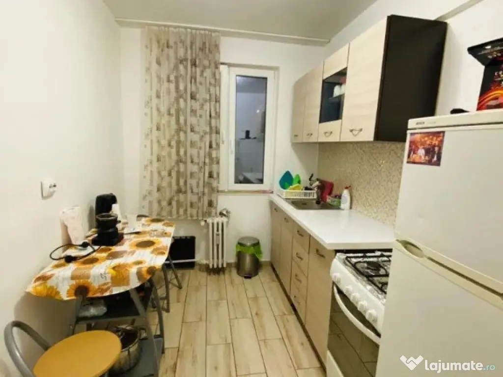 2 camere in zona Sagului