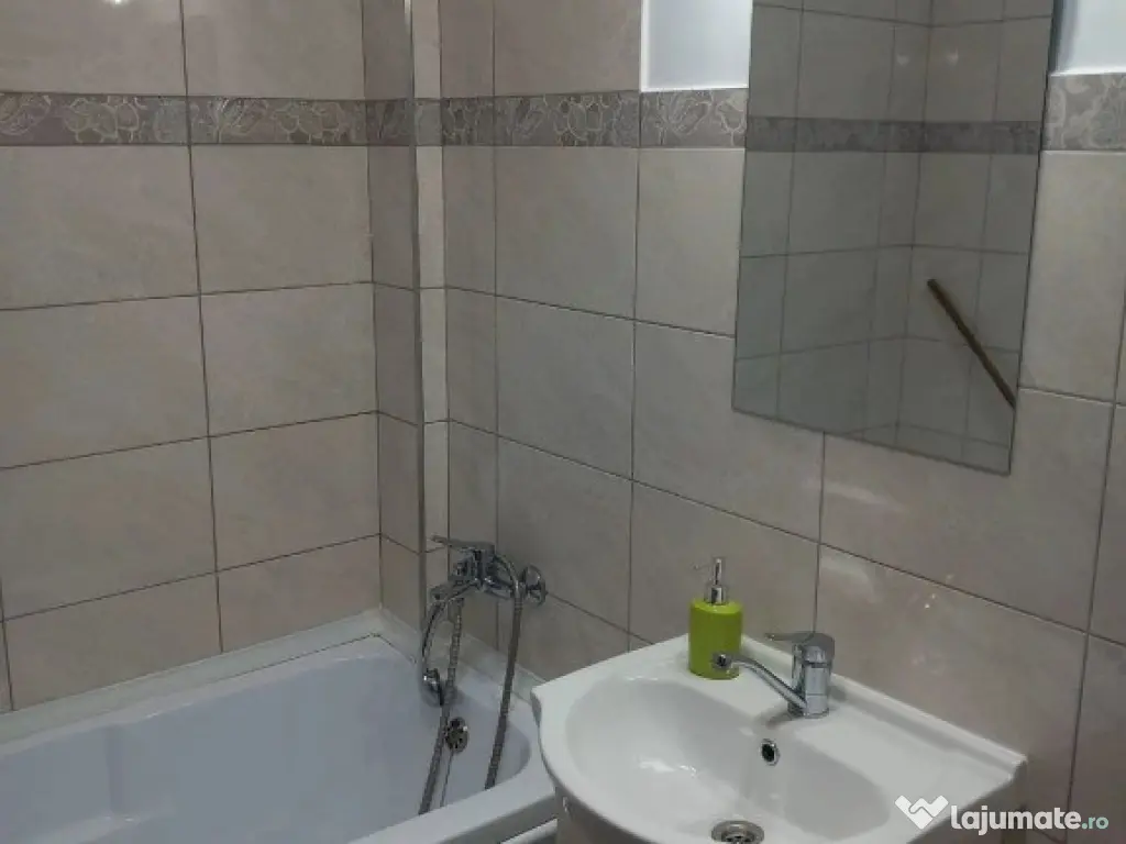 3 camere in zona Modern