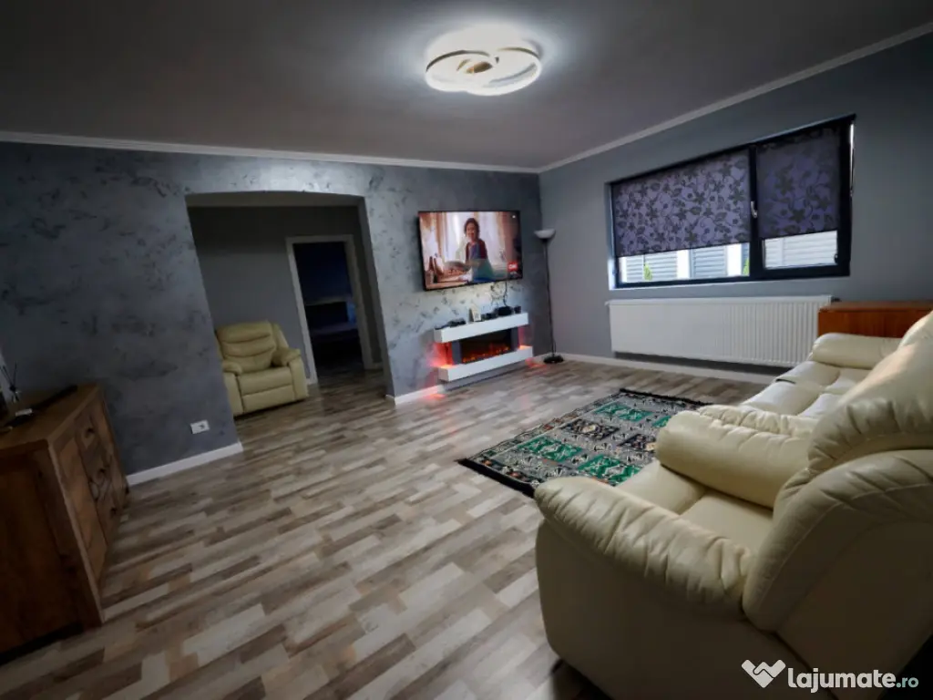 Casa parter si mansarda in zona Garii, Vaslui