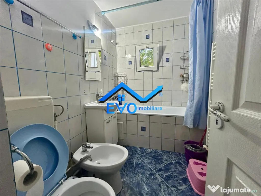 Apartament de cu 3 camere, decomandat, etaj 1, Tomesti 