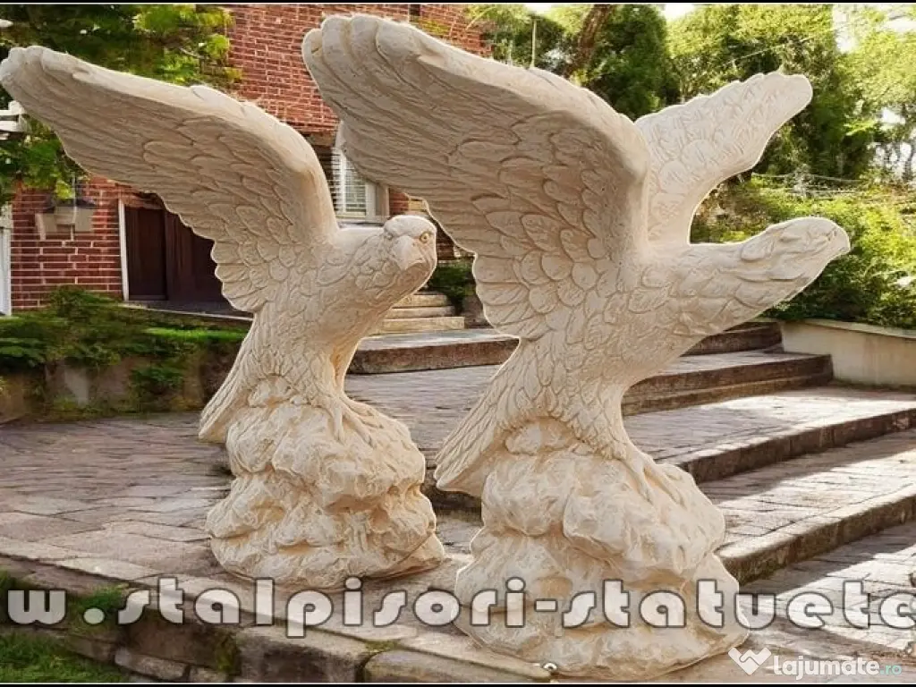 Statuetă vultur, acvilă, șoim, galben patinat, model S35. 