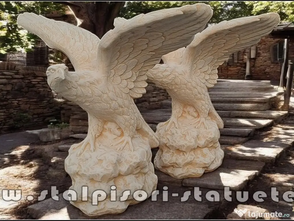 Statuetă vultur, acvilă, șoim, galben patinat, model S35. 